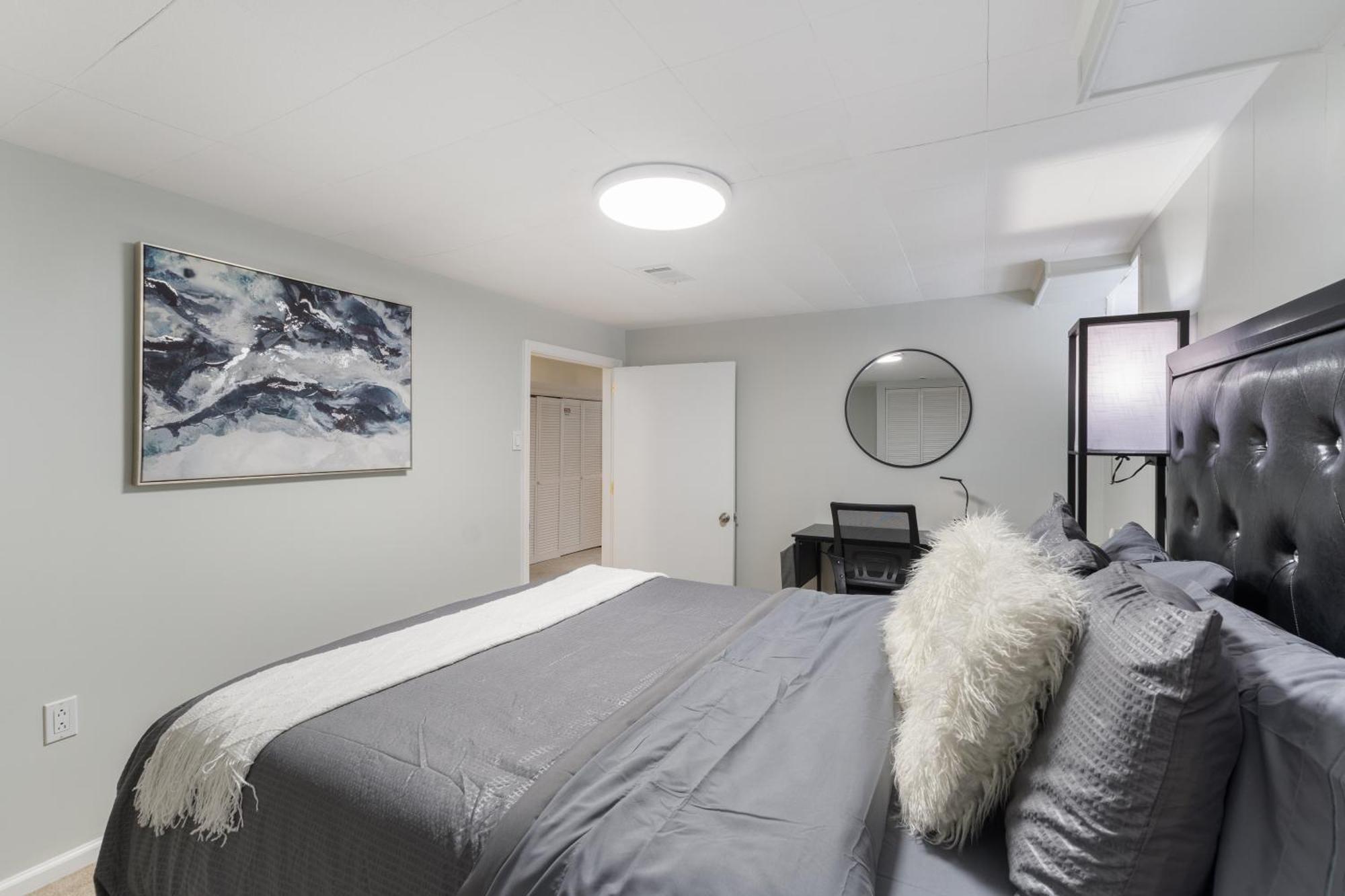 Luxury Chicago Suite Exterior photo