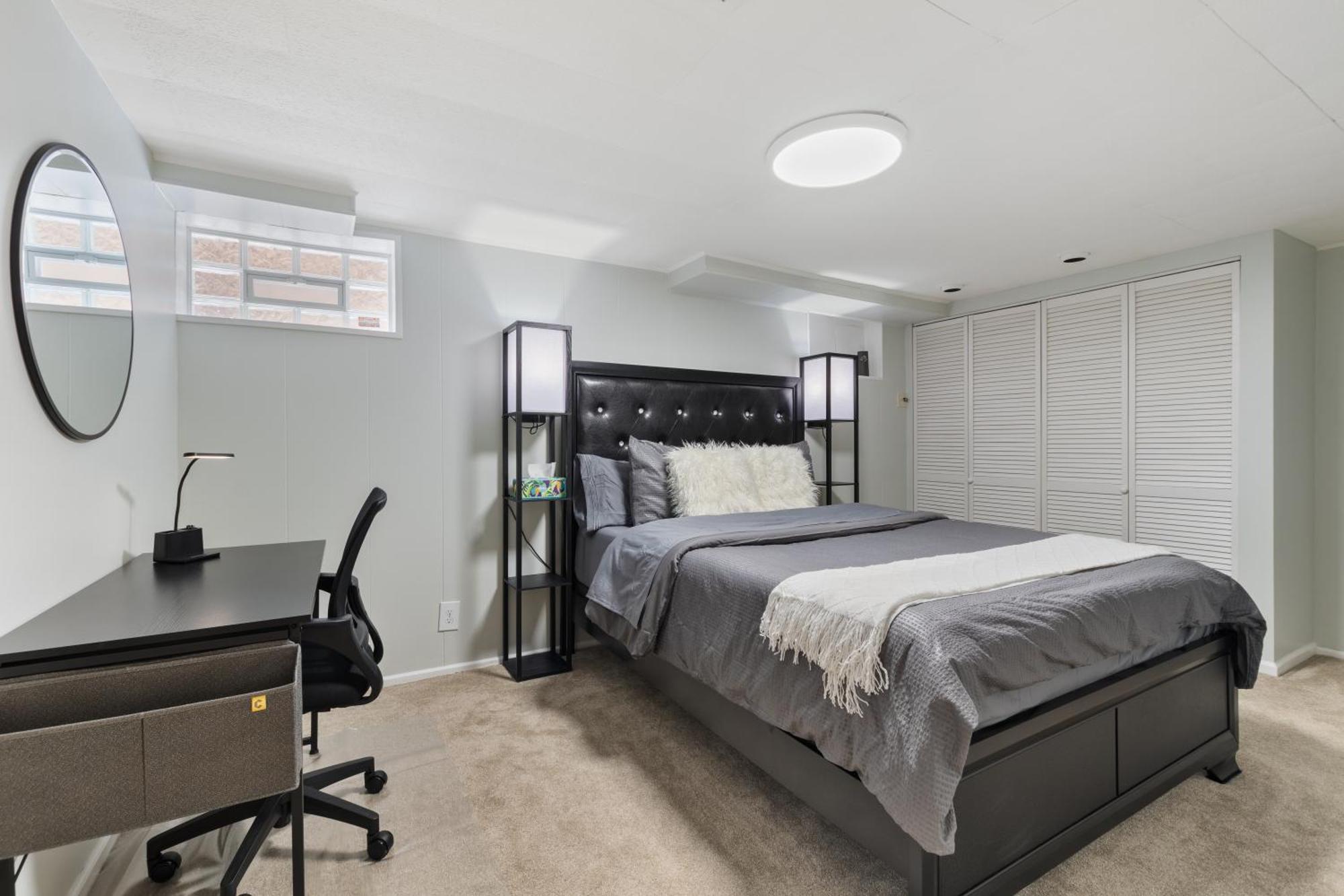 Luxury Chicago Suite Exterior photo
